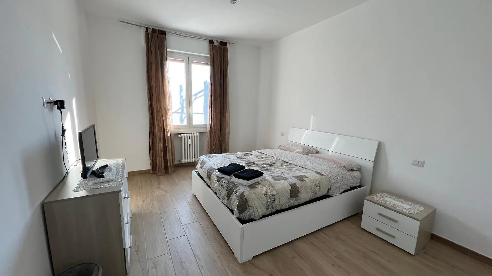 Paul\'S House Famagosta Apartment contacts